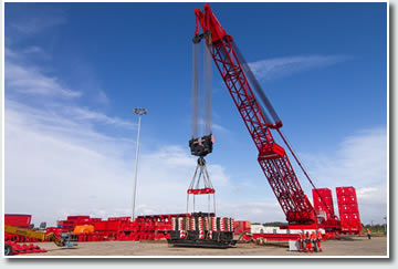 mammoet crane equipped with Lunac 2+ 